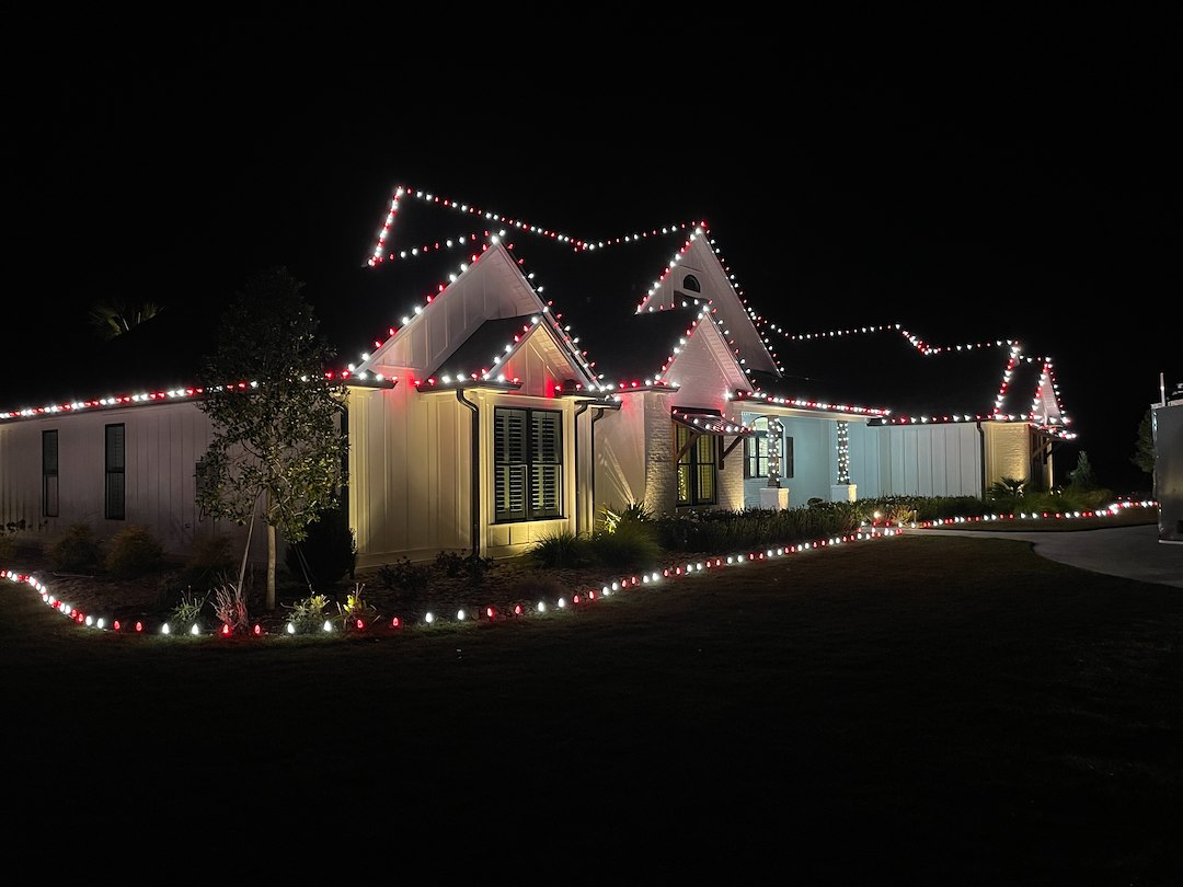 Christmas Light Installation in Valdosta, GA  (1)